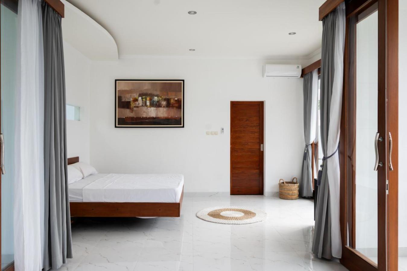 Villa Manis With A Private Pool In *